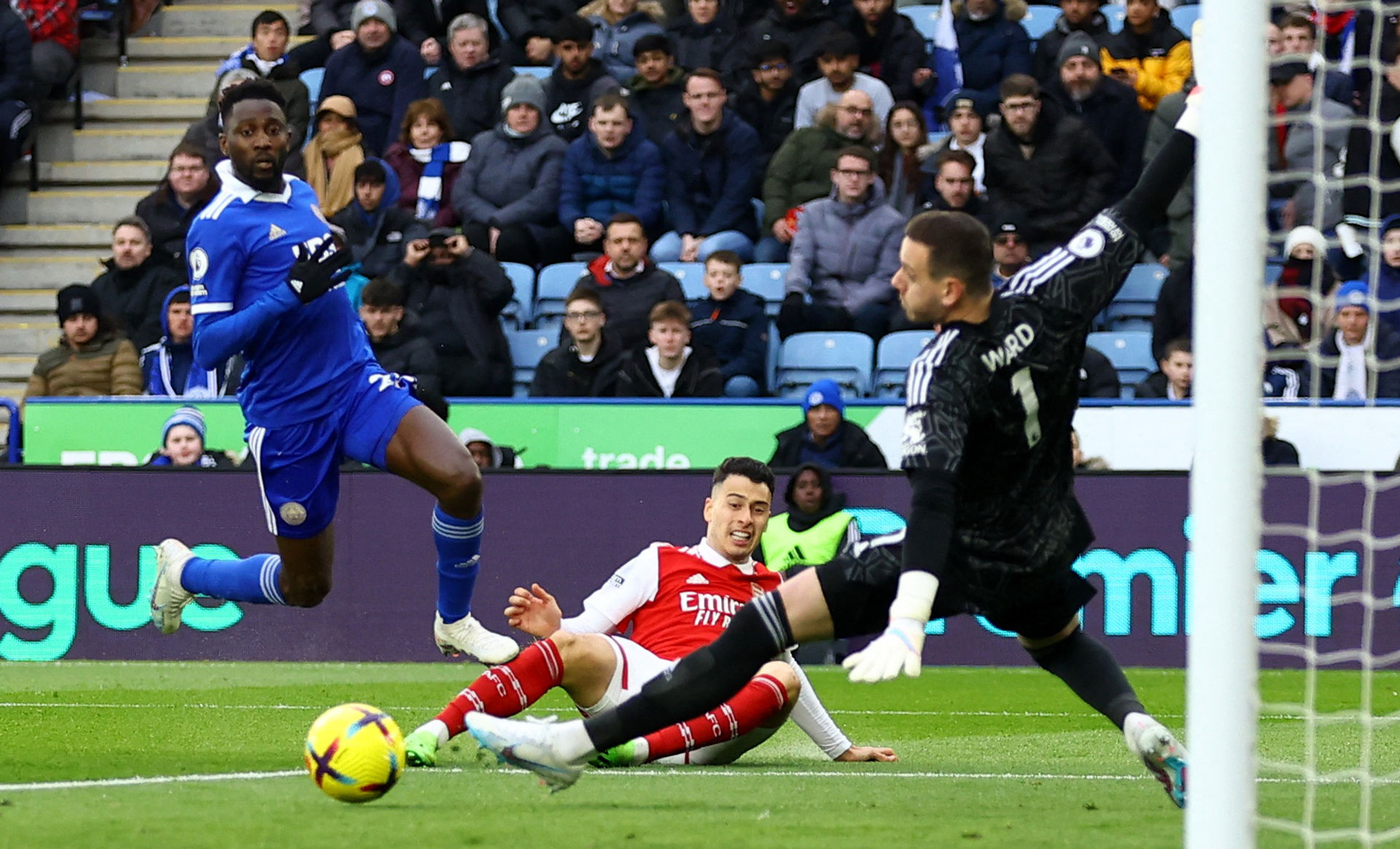 但它更多地 但它更多地